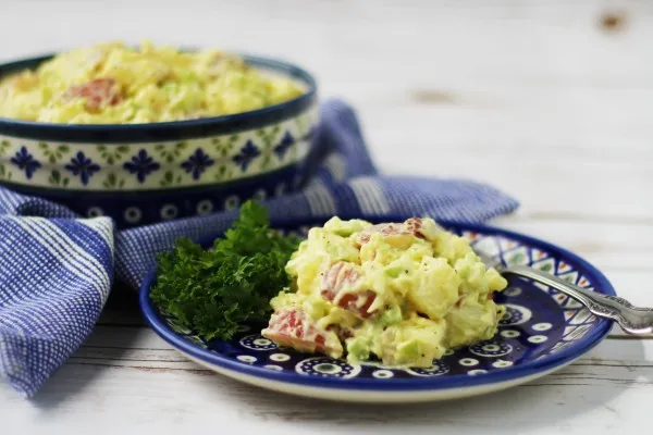 Салат из красного картофеля